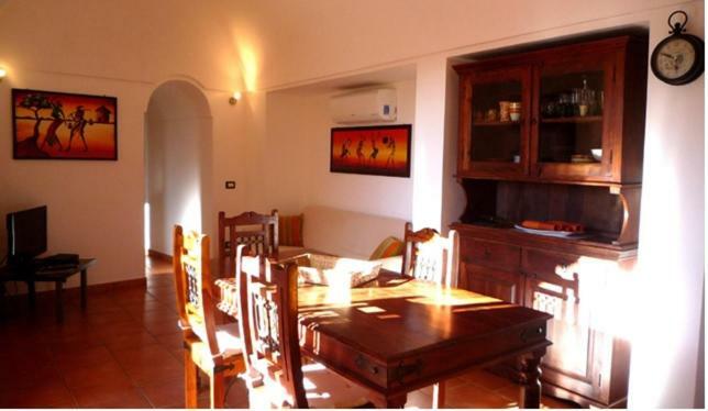 Dammuso Favarelle Da Caty Apartment Scauri  Luaran gambar